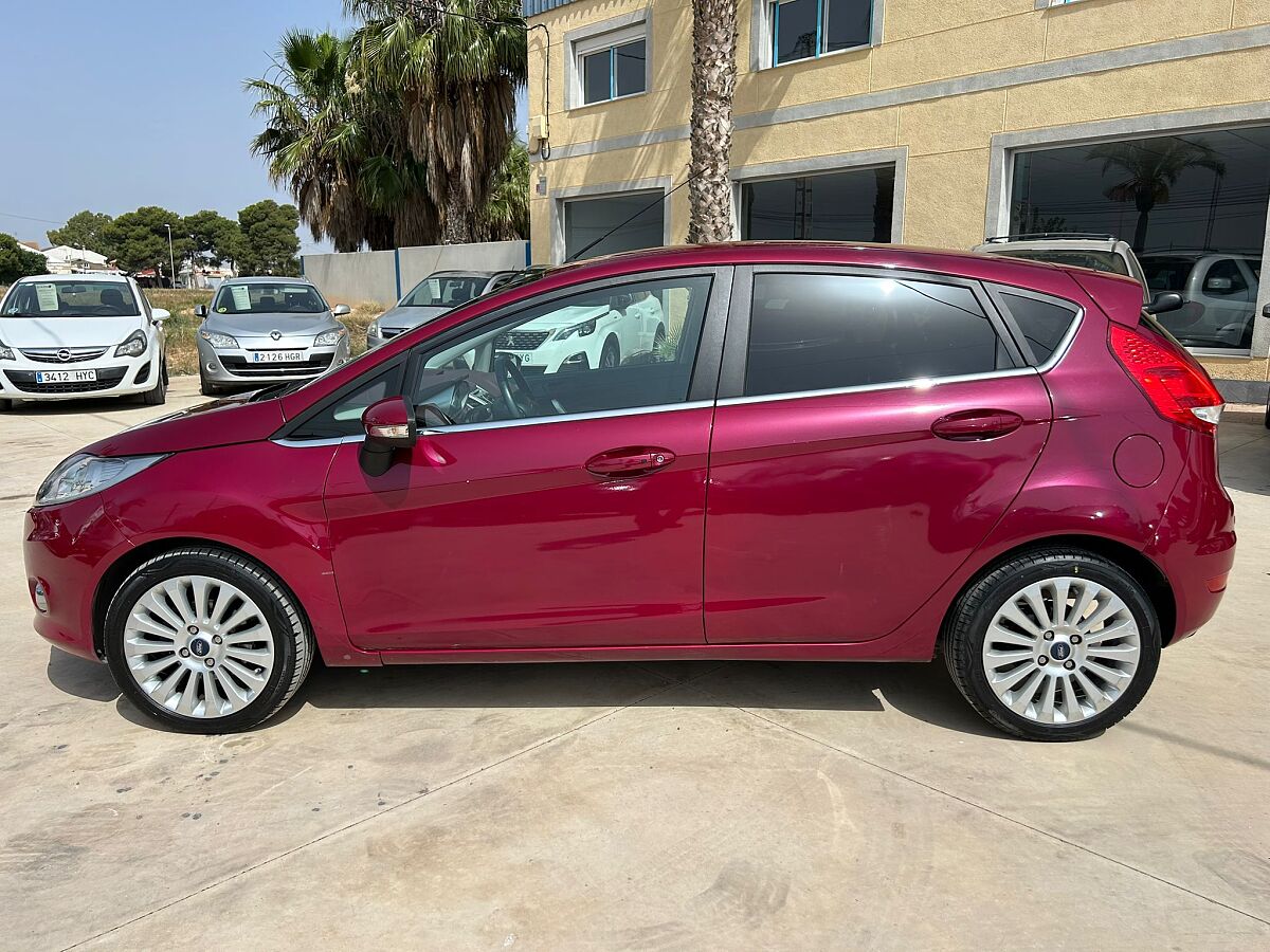 FORD FIESTA TITANIUM AUTO 1.4 SPANISH LHD IN SPAIN 55000 MILES SUPERB 2010